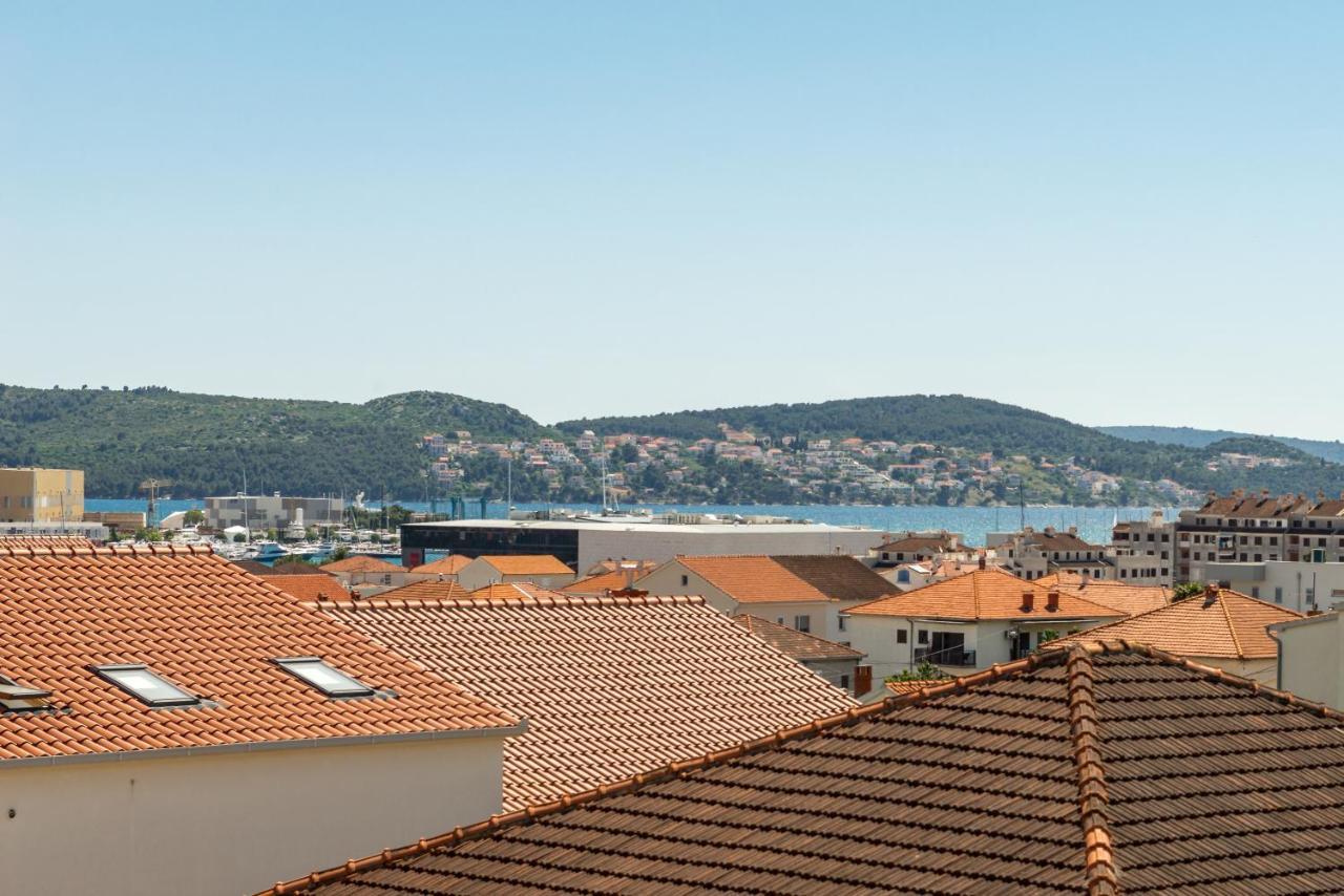 New And Chic Place Near Old Town Of Trogir Exterior foto