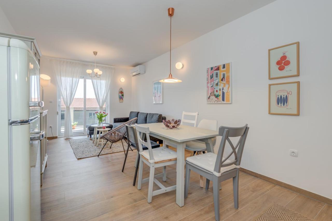 New And Chic Place Near Old Town Of Trogir Exterior foto